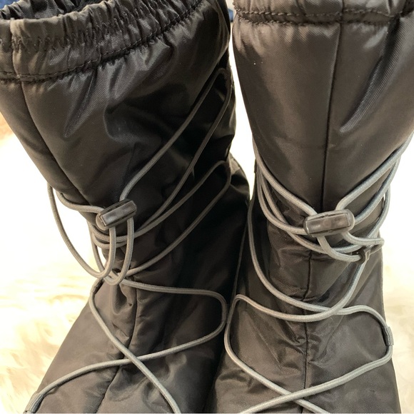 Lands’ End Function Snow Boots - Picture 6 of 10